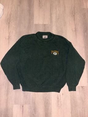 Lee Dark Green Packers Crewneck Sweater with Embroidered Logo